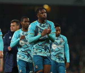 德天空：南安普顿寻求出售科特查普，要价1000万欧元