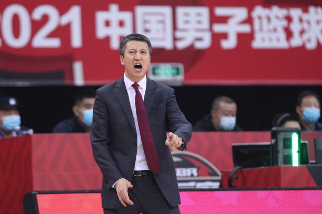 开云官网-【夜读】阿圭罗返厂大修三个月 巴萨锋线又没人了