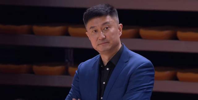 开云入口-央视不播!广东再战上海,杜锋想复仇不易,3国手缺席,恐吞惨败